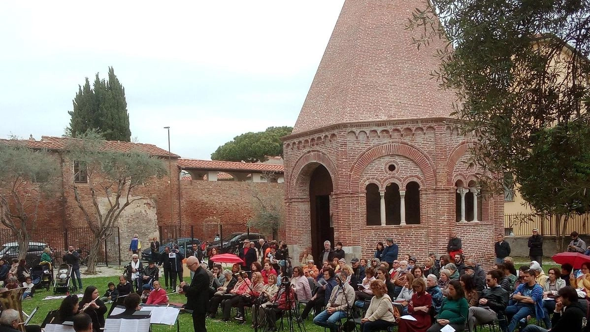 L’esposizione aperta fino a domenica (dalle 17 alle 19) promossa dall’Associazione Culturale Il Mosaico . L’esposizione aperta fino a domenica (dalle 17 alle 19) promossa dall’Associazione Culturale Il Mosaico .