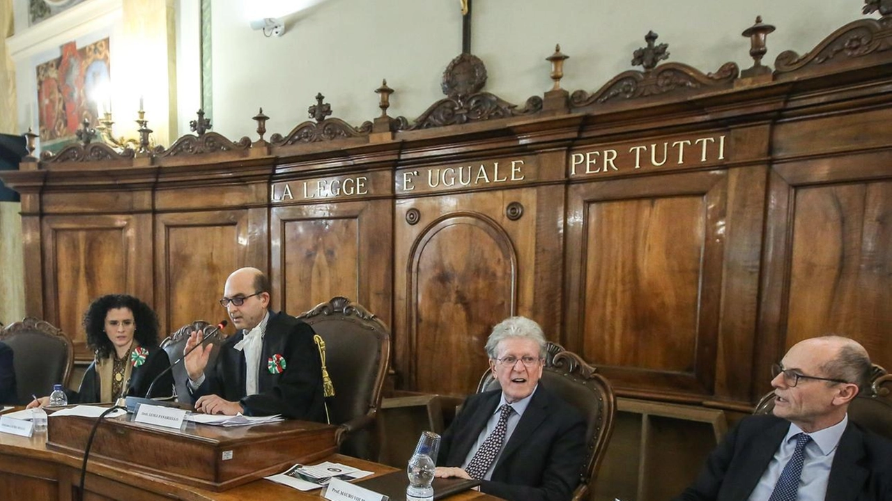 Sciopero anche in Umbria dei magistrati del Distretto di Perugia. Altissima l’adesione alla protesta indetta dall’Associazione magistrati contro la riforma... Sciopero anche in Umbria dei magistrati del Distretto di Perugia. Altissima l’adesione alla protesta indetta dall’Associazione magistrati contro la riforma...