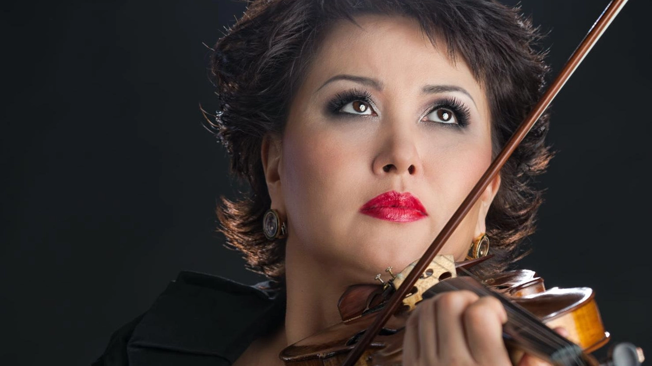 Il "Morellino Classica Festival" a Magliano in Toscana presenta un concerto di alto livello con la Baroque Lumina Konzert Opera Florence e i solisti Hakan Sensoy e Aiman Mussakhajayeva, eseguendo "Le Quattro Stagioni" di Vivaldi. Il tutto si svolgerà nell'incantevole Abbazia di San Bruzio, seguito da un buffet con i migliori prodotti tipici toscani e vini Morellino di Scansano. Il "Morellino Classica Festival" a Magliano in Toscana presenta un concerto di alto livello con la Baroque Lumina Konzert Opera Florence e i solisti Hakan Sensoy e Aiman Mussakhajayeva, eseguendo "Le Quattro Stagioni" di Vivaldi. Il tutto si svolgerà nell'incantevole Abbazia di San Bruzio, seguito da un buffet con i migliori prodotti tipici toscani e vini Morellino di Scansano.