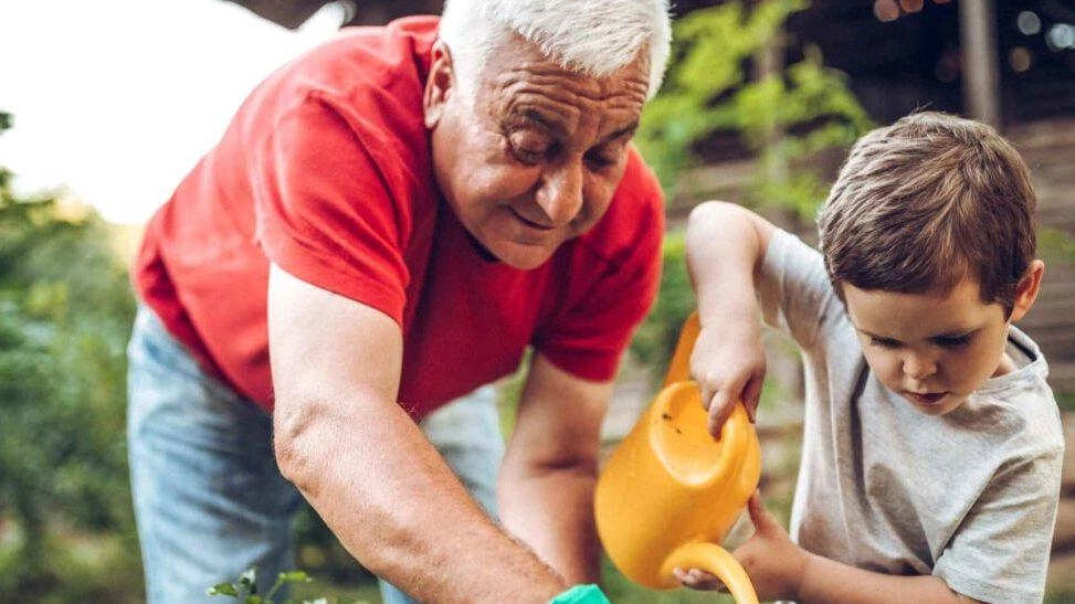 "Nonni per tutte le stagioni", gli over nella natura