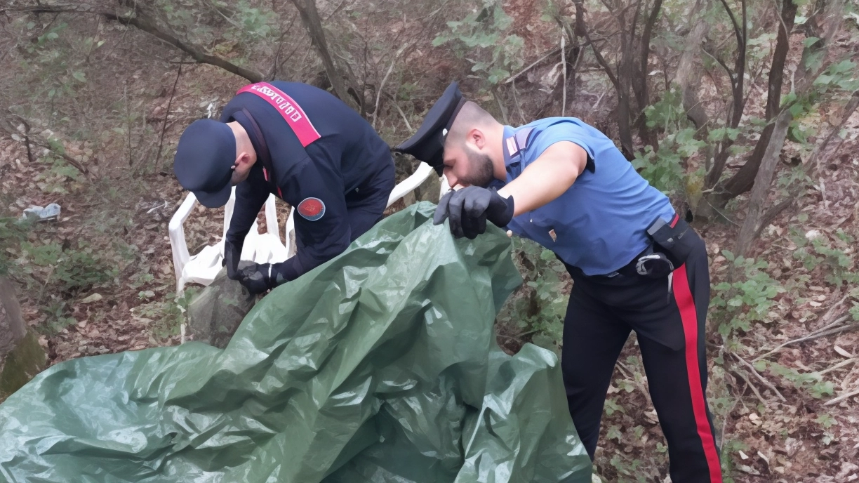 Operazione dei carabinieri. Sotto la lente anche locali frequentati da spacciatori Operazione dei carabinieri. Sotto la lente anche locali frequentati da spacciatori