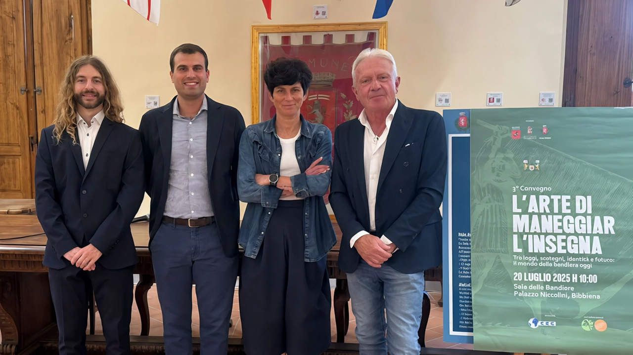 Un momento della presentazione dell’edizione numero 14 di Bandiere sotto le stelle Un momento della presentazione dell’edizione numero 14 di Bandiere sotto le stelle