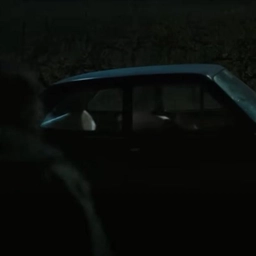 È uscito il trailer ufficiale del Mostro su Netflix, ma perché proprio oggi?