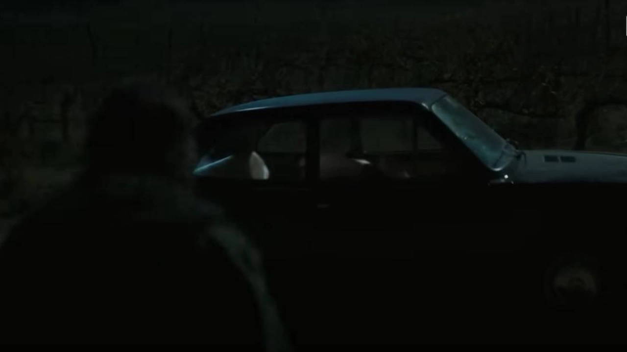 Una scena dal trailer ufficiale de Il Mostro (Immagine da video di Netflix Italia)