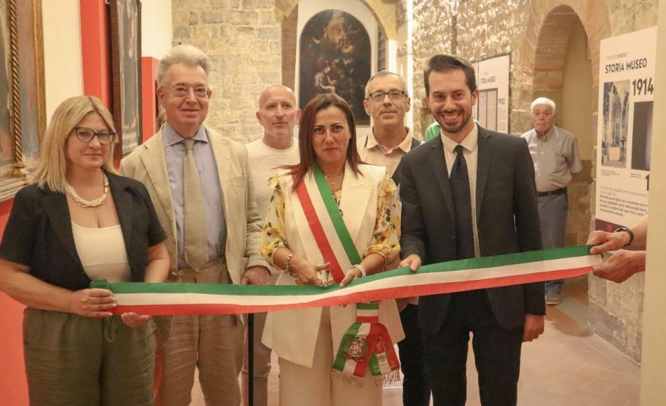 Lucignano celebra Pietro Leopoldo: inaugurata la nuova esposizione al Museo dell’Albero d’Oro Lucignano celebra Pietro Leopoldo: inaugurata la nuova esposizione al Museo dell’Albero d’Oro