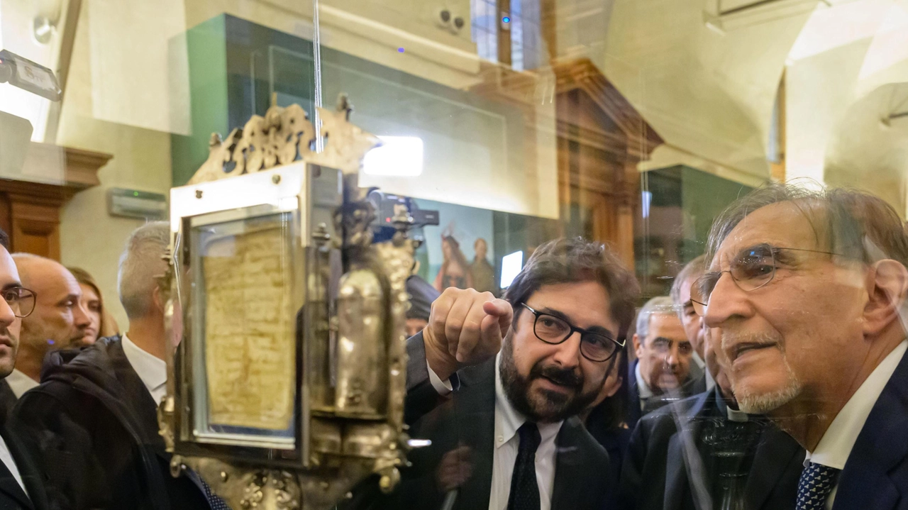 Uno dei preziosi reliquiari esposti alla Biblioteca del Senato Uno dei preziosi reliquiari esposti alla Biblioteca del Senato