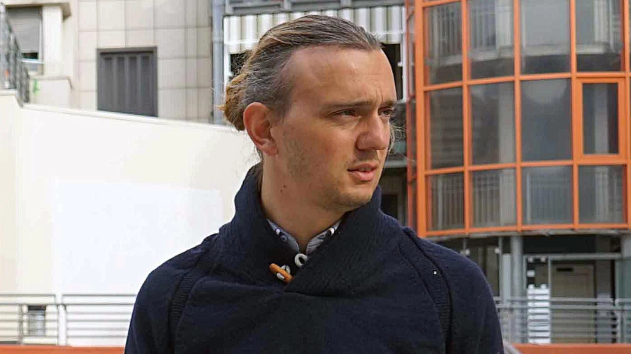 Lorenzo Viviani, biologo marino di 41 anni, è il nuovo presidente del Parco nazionale delle Cinque Terre Lorenzo Viviani, biologo marino di 41 anni, è il nuovo presidente del Parco nazionale delle Cinque Terre