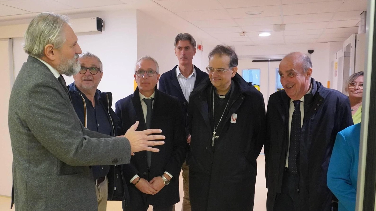 La benedizione del cardinale Lojudice al taglio del nastro per la fine dei lavori. Le attuali ventidue postazioni sono state dotate di nuovissime tecnologie. La benedizione del cardinale Lojudice al taglio del nastro per la fine dei lavori. Le attuali ventidue postazioni sono state dotate di nuovissime tecnologie.