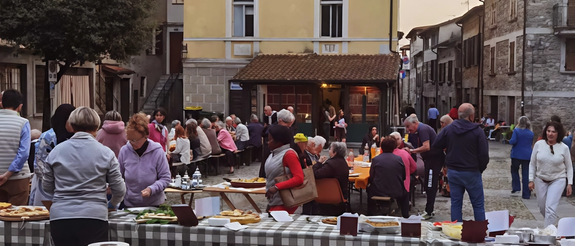 Un aperitivo... multiculturale unisce le anime della comunità
