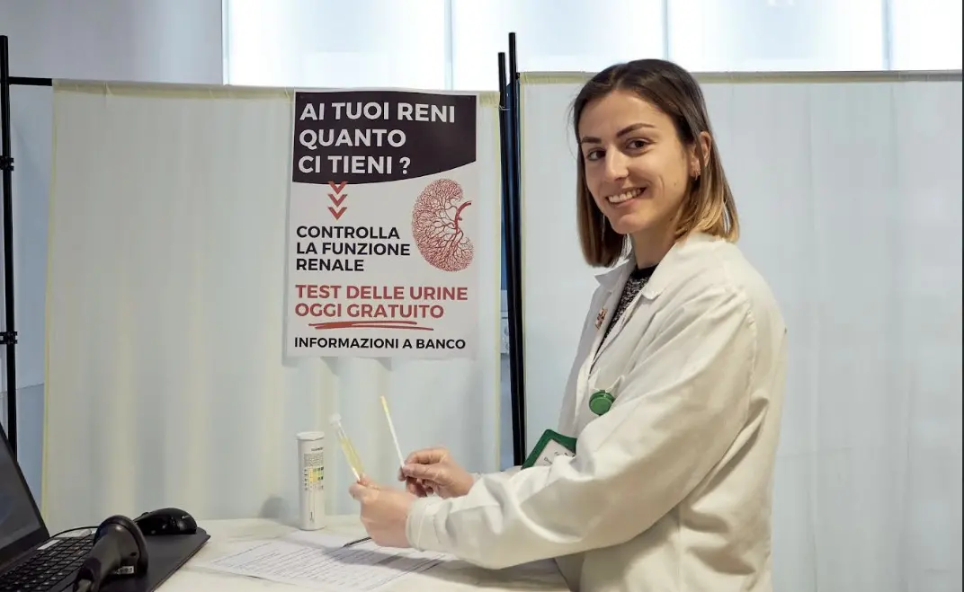 “Ai tuoi reni quanto ci tieni?”: la campagna di prevenzione delle farmacie CorofarSalute