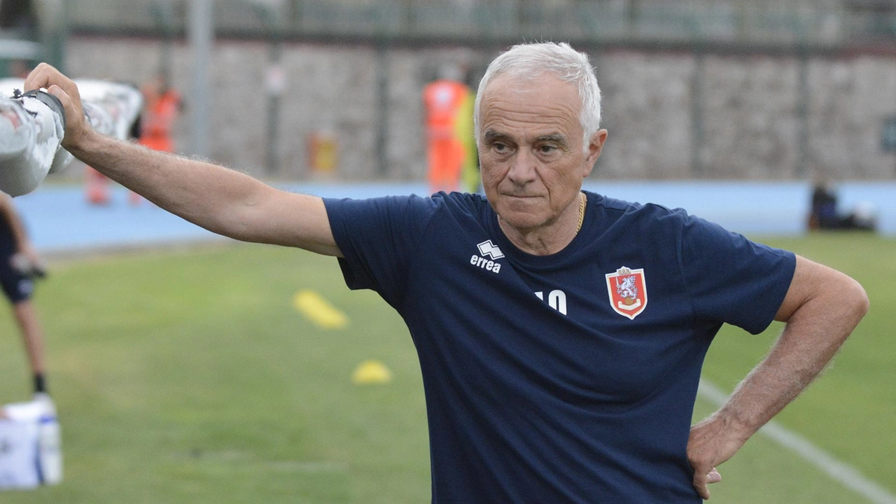 Mister Paolo Indiani continua a far ruotare tutti i giocatori a disposizione per trovare l’assetto migliore