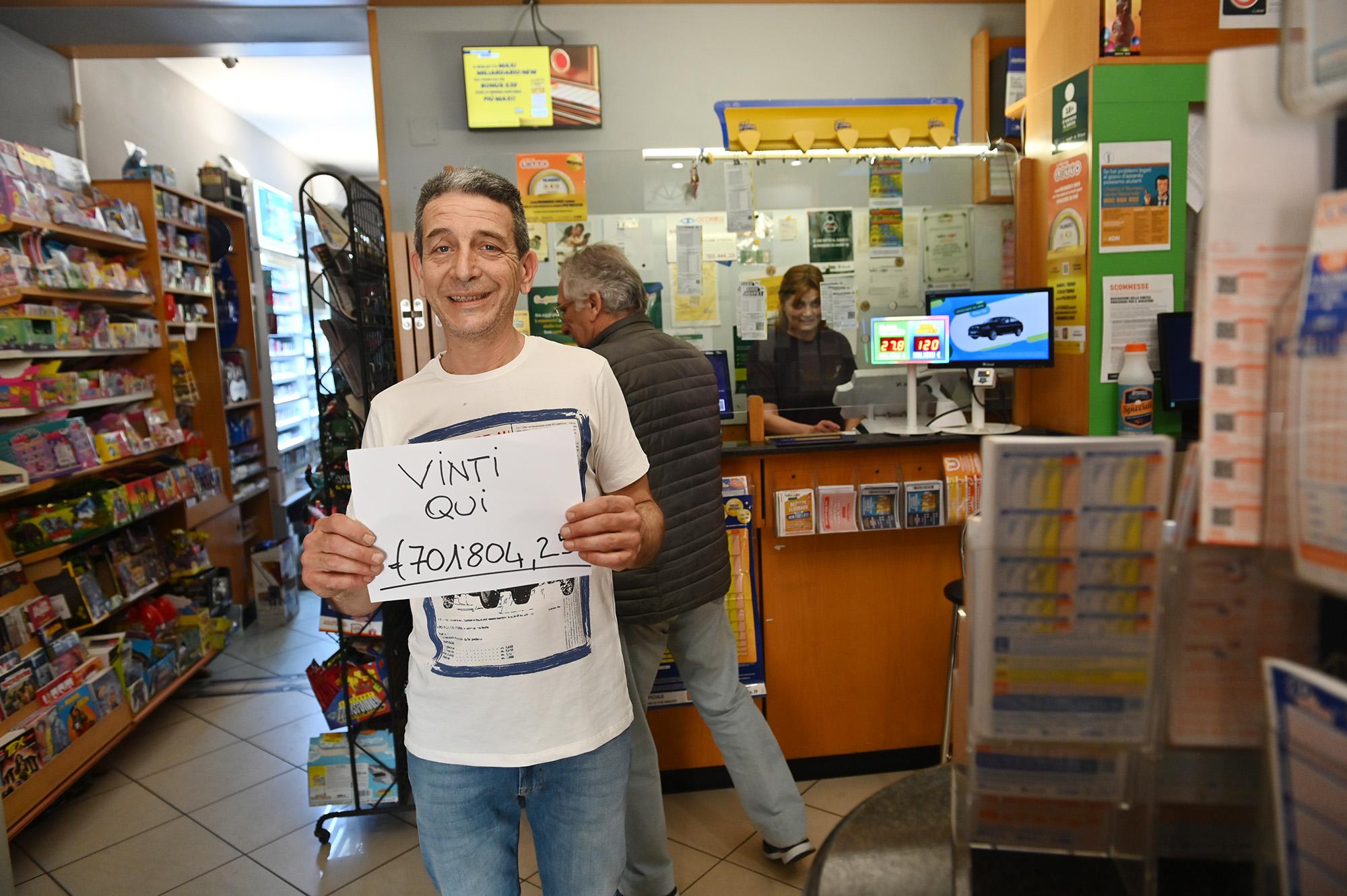 Una vincita da urlo: SuperEnalotto, colpo da 700mila euro Una vincita da urlo: SuperEnalotto, colpo da 700mila euro
