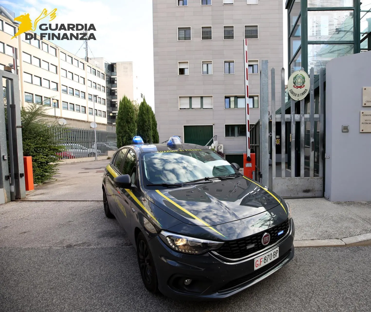 Scontrini e lavoro sommerso. Controlli della Finanza su imprese e trasporti