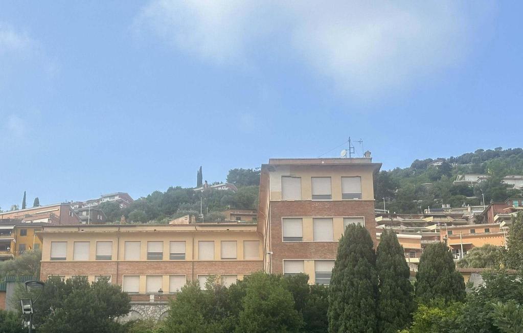 "Per il bene pubblico". Vendita della scuola,. Cerulli ci va giù duro "Per il bene pubblico". Vendita della scuola,. Cerulli ci va giù duro