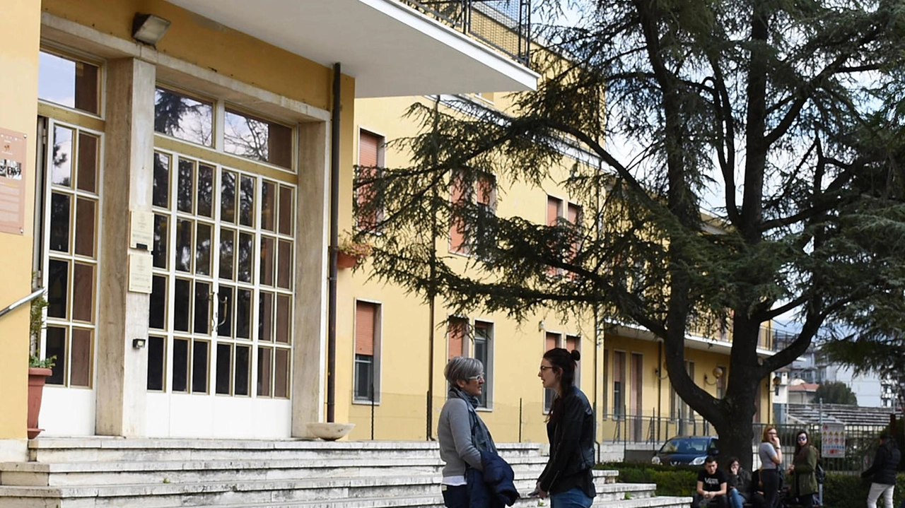 L’università degli studi di Siena ha indetto un concorso pubblico, per titoli ed esami, per la copertura di 2 posti... L’università degli studi di Siena ha indetto un concorso pubblico, per titoli ed esami, per la copertura di 2 posti...
