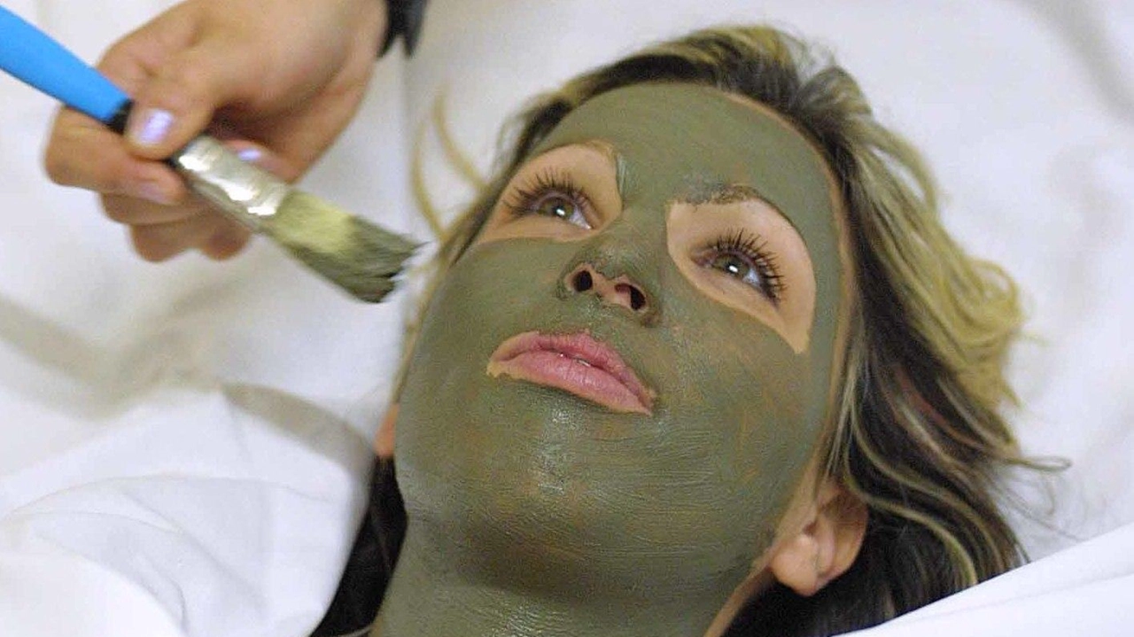 L'ottavo appuntamento itinerante del Master in Medicina Termale e Idrologia Medica dell'Università di Pisa si tiene questo weekend alle Terme di Chianciano. Si discute dell'offerta termale e dei benefici terapeutici per la salute. L'ottavo appuntamento itinerante del Master in Medicina Termale e Idrologia Medica dell'Università di Pisa si tiene questo weekend alle Terme di Chianciano. Si discute dell'offerta termale e dei benefici terapeutici per la salute.