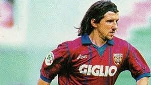 Gianluca Sordo quando ancora giocava come centrocampista in serie A Gianluca Sordo quando ancora giocava come centrocampista in serie A