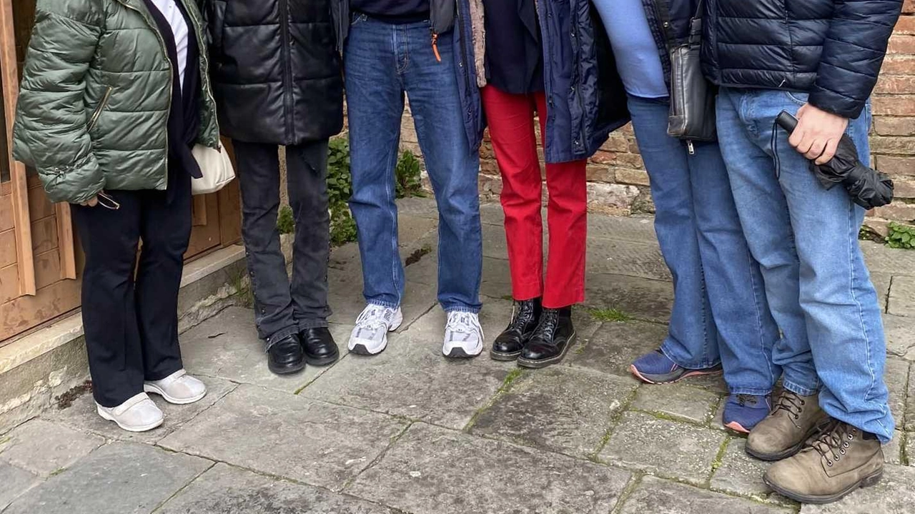 Paolo Calabresi e Valeria Solarino in visita alla casa circondariale di Santo Spirito Paolo Calabresi e Valeria Solarino in visita alla casa circondariale di Santo Spirito