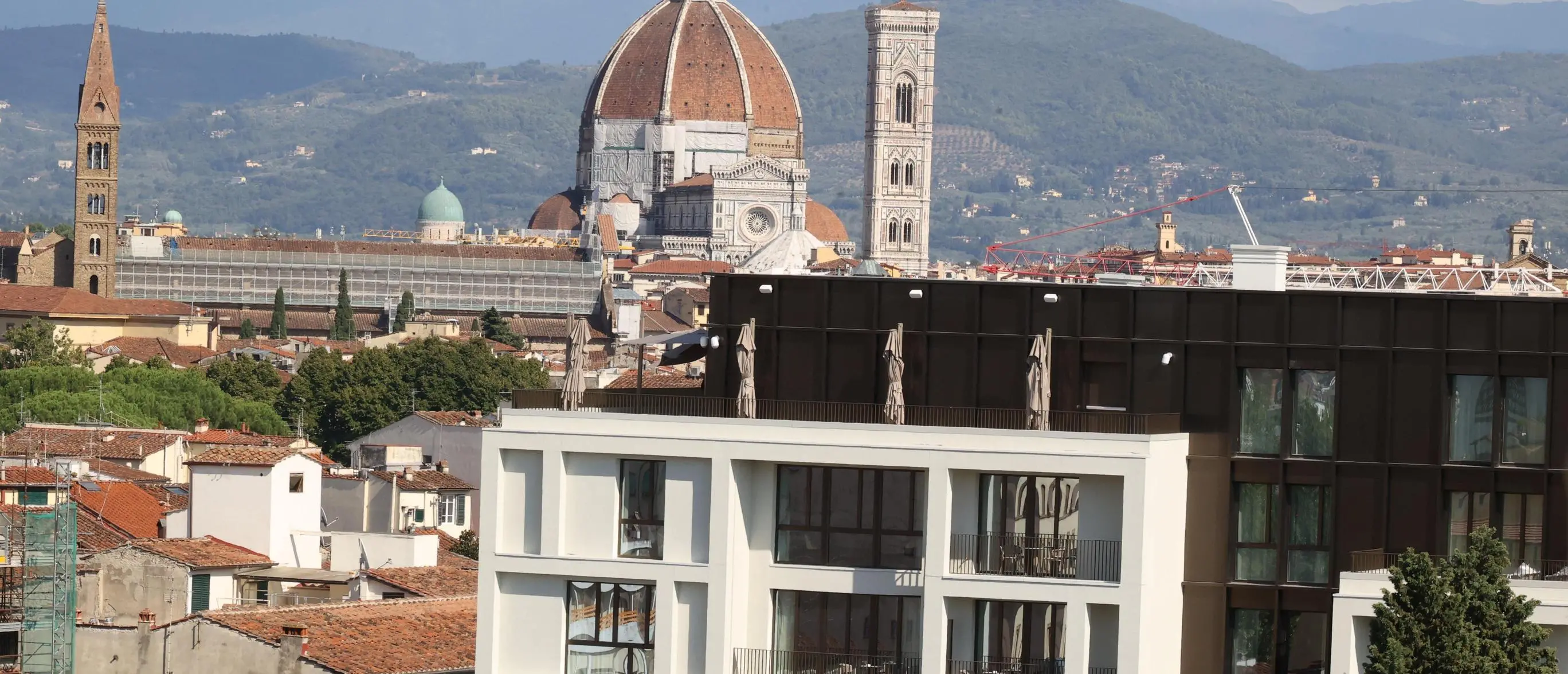 Firenze, sul Times di Londra il cubo nero e il sondaggio de La Nazione: “La città può perdere i riconoscimenti Unesco”