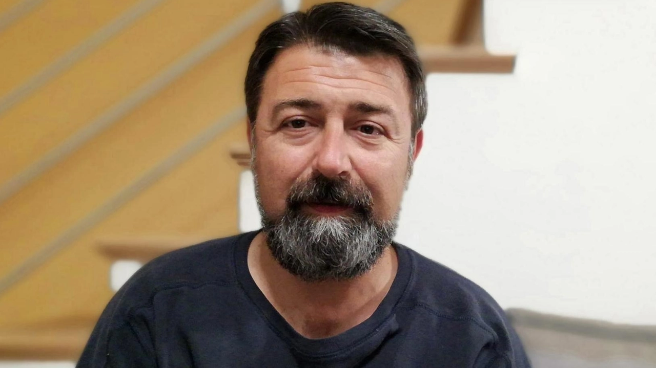 La Casolese riparte con Paolo Molfese come allenatore, puntando alla Promozione. Continuità e impegno per mantenere i livelli raggiunti. La Casolese riparte con Paolo Molfese come allenatore, puntando alla Promozione. Continuità e impegno per mantenere i livelli raggiunti.