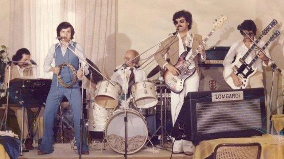 Quando I Delfini furono ribattezzati ’i Beatles di Siena’. "La musica di oggi? Incomprensibile, meglio i classici" Quando I Delfini furono ribattezzati ’i Beatles di Siena’. "La musica di oggi? Incomprensibile, meglio i classici"
