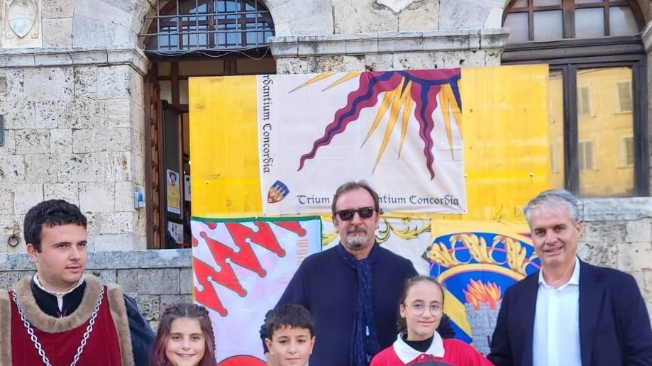 A Massa Marittima la festa di San Cerbone ha visto la vittoria di Alice Giovannetti nel Trofeo dei ragazzini, non disputato per la pioggia quello degli adulti. Un evento che ha attirato pubblico e turisti, confermando il valore della tradizione storico-folkloristica. A Massa Marittima la festa di San Cerbone ha visto la vittoria di Alice Giovannetti nel Trofeo dei ragazzini, non disputato per la pioggia quello degli adulti. Un evento che ha attirato pubblico e turisti, confermando il valore della tradizione storico-folkloristica.