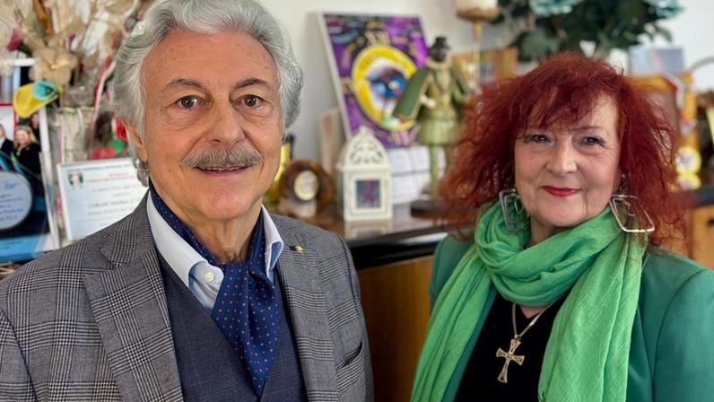 L’architetto Oreste Ruggiero insieme al sindaco Marzia Niccoli