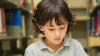 La domenica in biblioteca Lazzerini offre diverse attività per i più piccoli: dalle Domeniche piccine per famiglie con bambini da 6 mesi a 3 anni, ai laboratori creativi e storie sulla pazienza per i più grandi. Prenotazione obbligatoria per alcune iniziative. Spazio anche alle biblioteche decentrate con letture animate e giochi. Bibliogame alla biblioteca Ovest per adulti e ragazzi dagli 8 anni in su. La domenica in biblioteca Lazzerini offre diverse attività per i più piccoli: dalle Domeniche piccine per famiglie con bambini da 6 mesi a 3 anni, ai laboratori creativi e storie sulla pazienza per i più grandi. Prenotazione obbligatoria per alcune iniziative. Spazio anche alle biblioteche decentrate con letture animate e giochi. Bibliogame alla biblioteca Ovest per adulti e ragazzi dagli 8 anni in su.