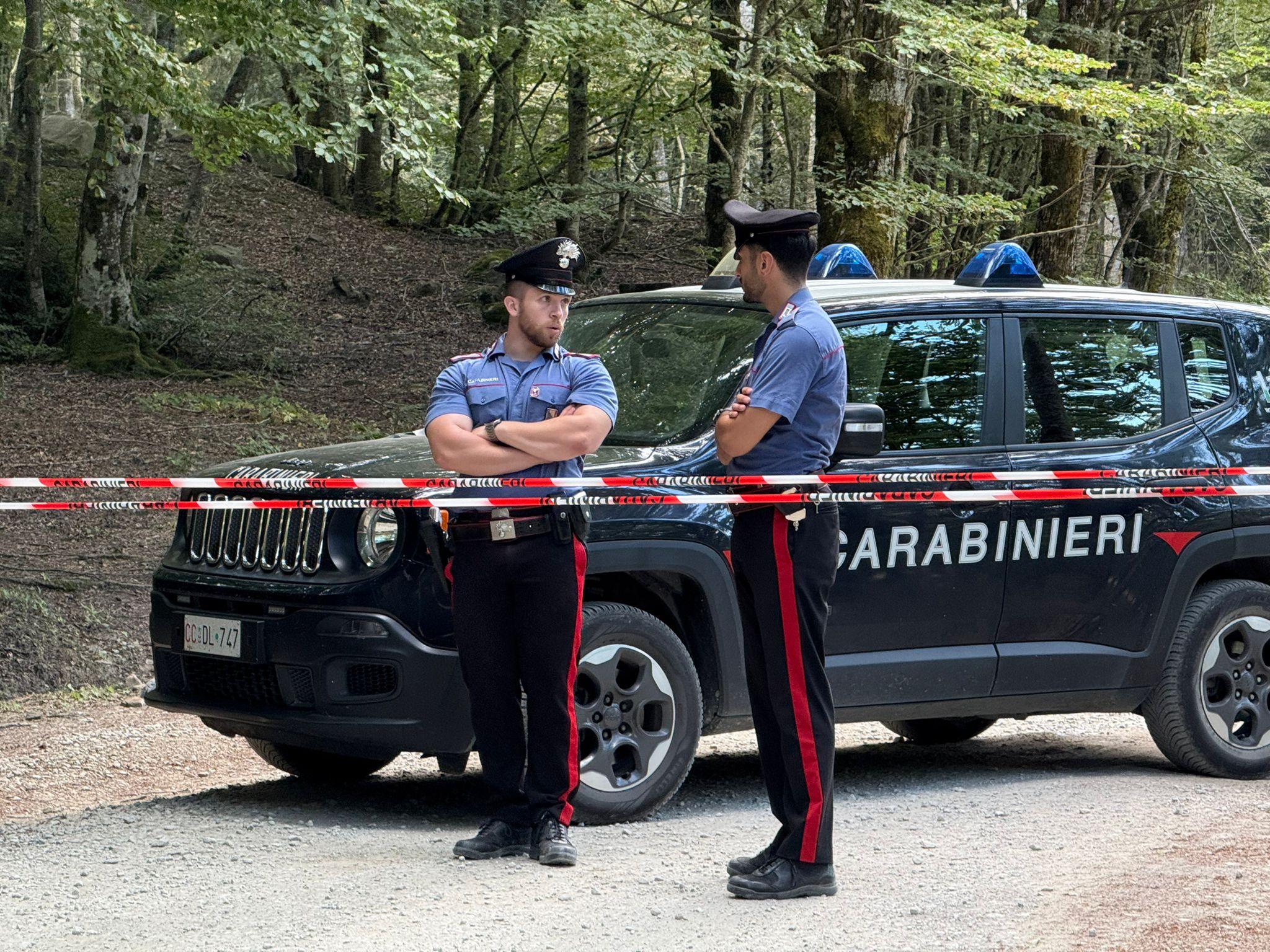 San Godenzo, donna trovata morta sul sentiero. “Qualcuno l’ha uccisa”, si indaga per omicidio San Godenzo, donna trovata morta sul sentiero. “Qualcuno l’ha uccisa”, si indaga per omicidio
