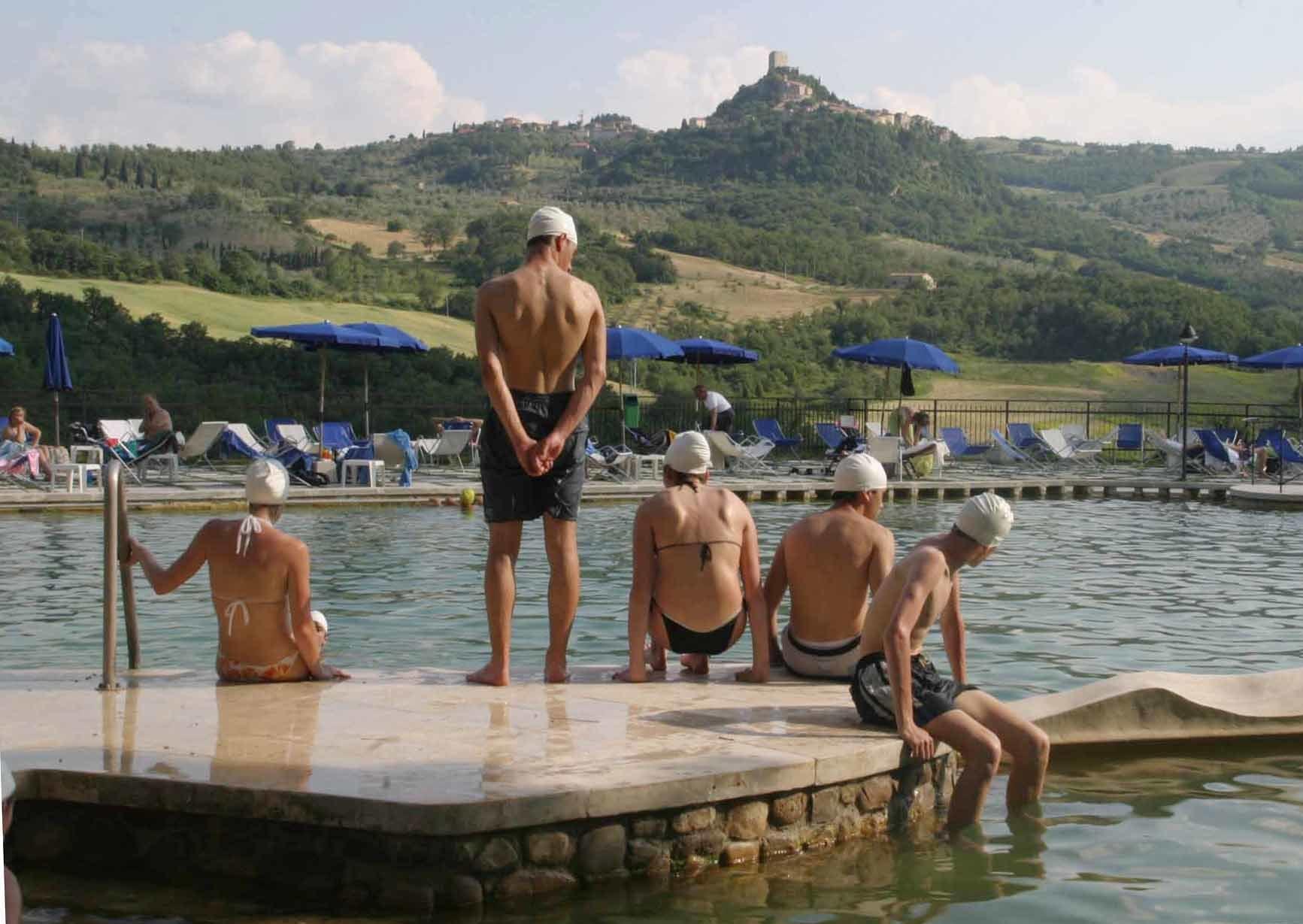 Terme Bagno Vignoni. Il Comune affida i lavori Terme Bagno Vignoni. Il Comune affida i lavori