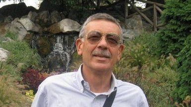 Il presidente dell'associazione Amici di Pisa chiede al vicesindaco Latrofa di proporre soluzioni concrete per lo sviluppo dell'aeroporto Galilei, evidenziando la necessità di agire oltre alla contrarietà al progetto del nuovo aeroporto fiorentino. Il presidente dell'associazione Amici di Pisa chiede al vicesindaco Latrofa di proporre soluzioni concrete per lo sviluppo dell'aeroporto Galilei, evidenziando la necessità di agire oltre alla contrarietà al progetto del nuovo aeroporto fiorentino.