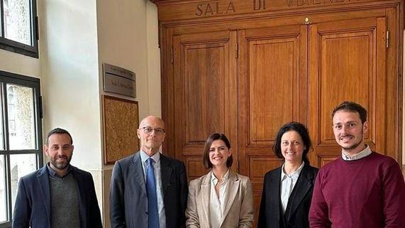 https://www.lanazione.it/image-service/view/acePublic/alias/contentid/ZTlmNzhhYzctOGZiYy00/0/lotta-al-disagio-giovanile-studio-sui-reati-dei-minori-capire-per-intervenire.jpeg?f=16:9&w=1200&h=630