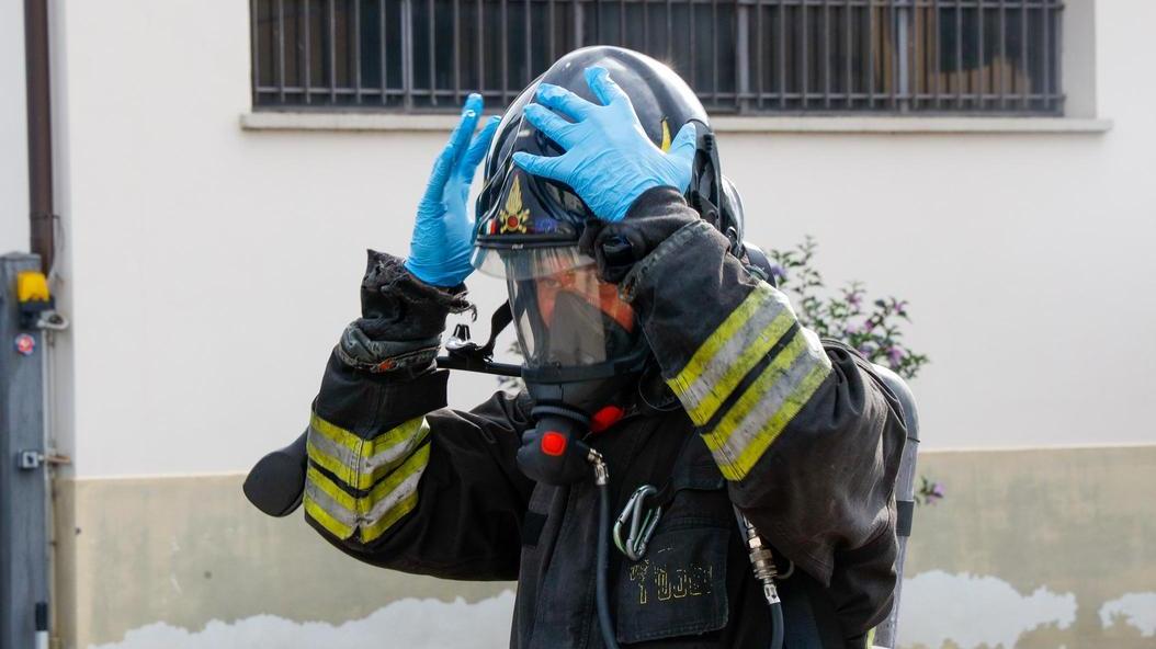 https://www.lanazione.it/image-service/view/acePublic/alias/contentid/ZWE2ZjA3OWUtNGFlMy00/0/rogo-alla-malva-nuova-ordinanza-edificio-inagibile-serve-la-bonifica.jpeg?f=16:9&w=1200&h=630