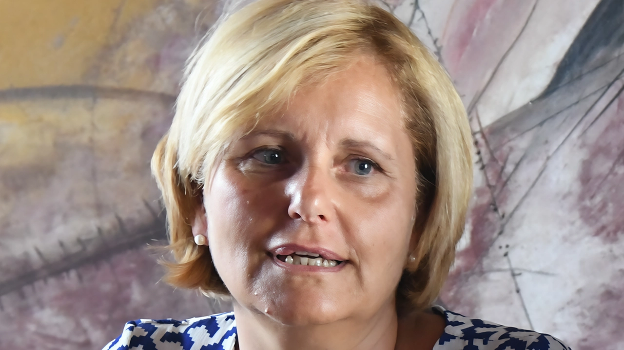 L’assessore Lorenzini assicura che per la piscina di via Sarteschi si sia rispettato il cronoprogramma. Stop and go alla Caravella . L’assessore Lorenzini assicura che per la piscina di via Sarteschi si sia rispettato il cronoprogramma. Stop and go alla Caravella .