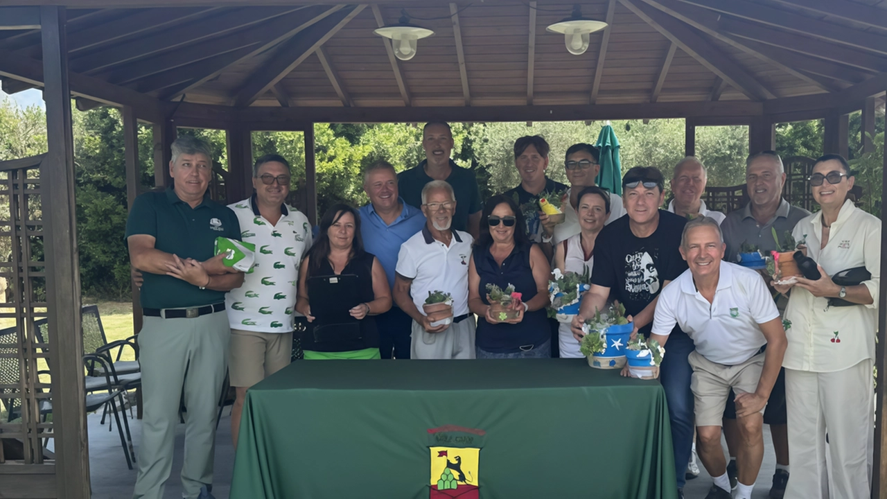 Sabato scorso, in attesa che i lavori di rifacimento del percorso arrivino alla conclusione, soci e amici del Golf Castelfalfi... Sabato scorso, in attesa che i lavori di rifacimento del percorso arrivino alla conclusione, soci e amici del Golf Castelfalfi...