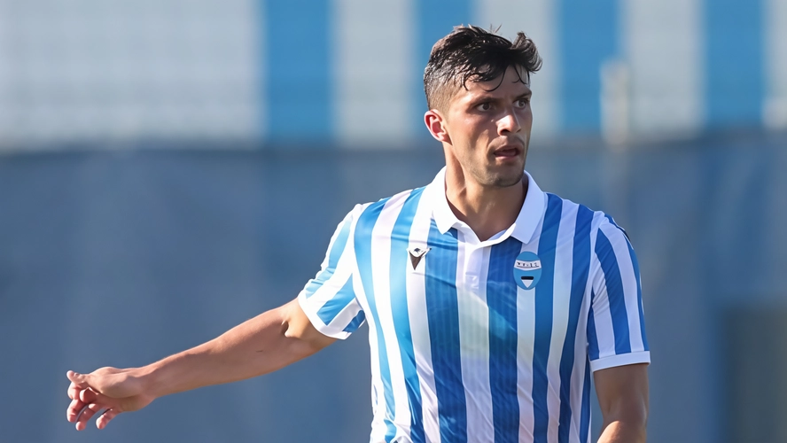 Matteo Arena, classe ‘99, si è appena svincolato dalla Spal: ora è finito nel mirino dell’Arezzo Matteo Arena, classe ‘99, si è appena svincolato dalla Spal: ora è finito nel mirino dell’Arezzo