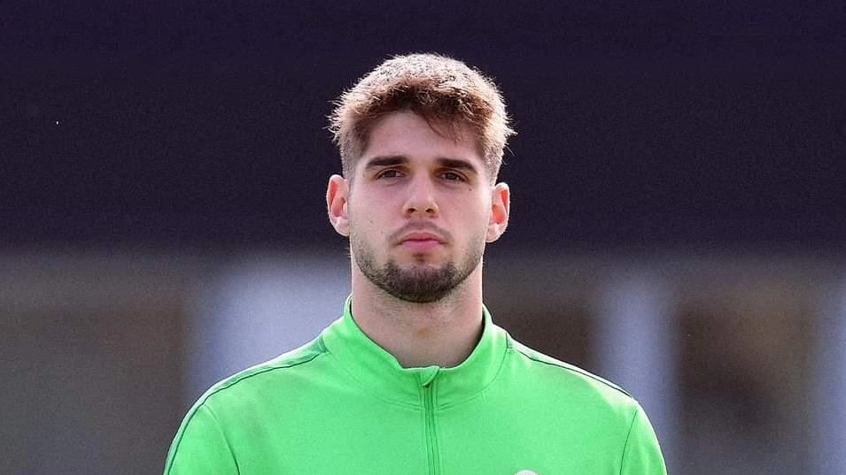 Il nuovo portiere Luca Bolletta Sarà il vice di Venturi Il nuovo portiere Luca Bolletta Sarà il vice di Venturi