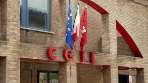 https://www.lanazione.it/image-service/view/acePublic/alias/contentid/ZWFkNzE5MTItYWVkZC00/0/cgil.jpeg