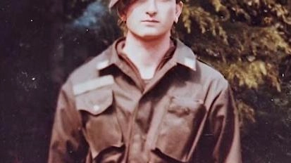 Un documentario dedicato a Procelli, unica vittima aretina, nell’anniversario della strage alla Stazione. Poteva essere con lui un collega militare. "Decisi di partire prima, non volle seguirmi, aspettava i suoi". Un documentario dedicato a Procelli, unica vittima aretina, nell’anniversario della strage alla Stazione. Poteva essere con lui un collega militare. "Decisi di partire prima, non volle seguirmi, aspettava i suoi".