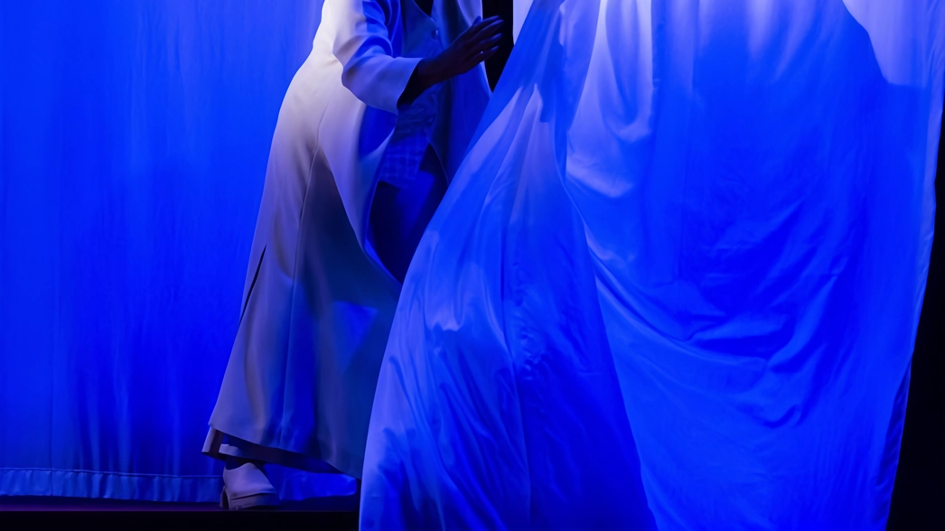 Lella Costa in scena con “Otello, di precise parole si vive”, che sarà rappresentato domani sera al Teatro del Popolo di Castelfiorentino