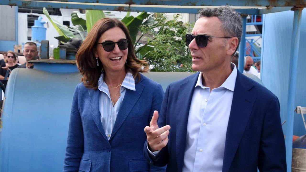 L’Ad di Azimut Benetti, Marco Valle, insieme alla presidente Giovanna Vitelli L’Ad di Azimut Benetti, Marco Valle, insieme alla presidente Giovanna Vitelli