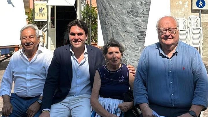La tradizionale estemporanea, alla 45ª edizione, inaugura oggi insieme alla ’Soffitta nella strada’. Gli artisti dialogheranno col pubblico mentre dipingono dal vivo su tele di grandi dimensioni. .