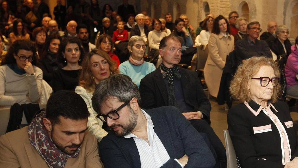 Ieri la presentazione del "viaggio nel cuore cristiano dell’identità occidentale" del giornalista senese.