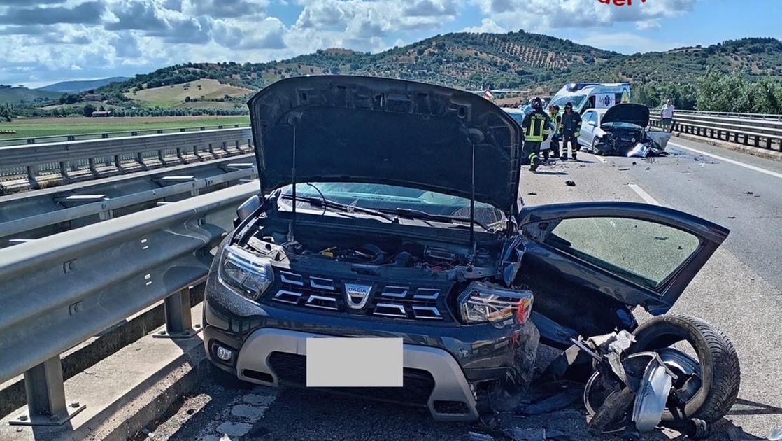 Grosseto, incidente sull’Aurelia: 9 feriti, 3 sono bambini