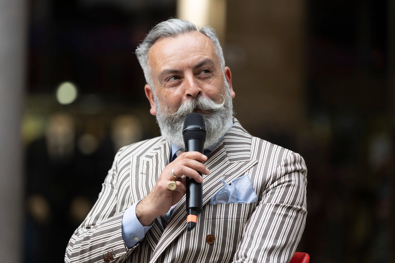 Stefano Angnoloni, di San MIniato, maestro di bon ton e volto noto di Rai Uno