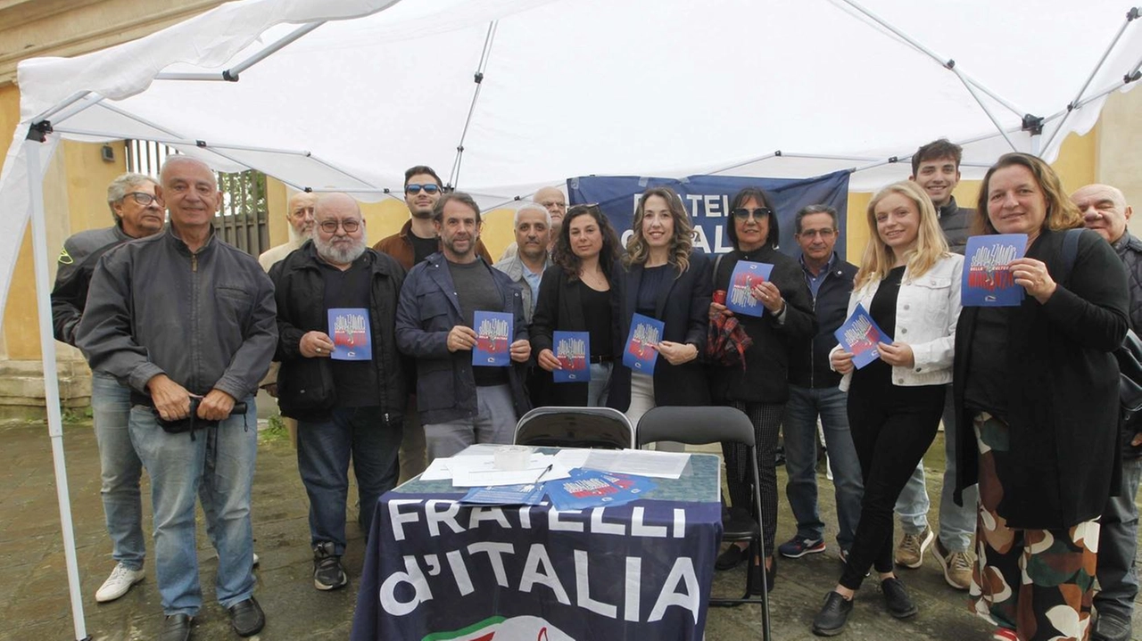 FdI, gazebo e raccolta di firme: "Stop alla cultura maranza"
