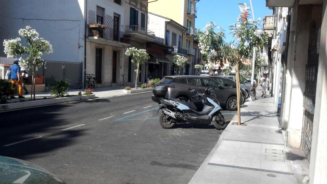 "È pieno di ubriachi e spacciatori. E noi ci sentiamo in ostaggio" "È pieno di ubriachi e spacciatori. E noi ci sentiamo in ostaggio"