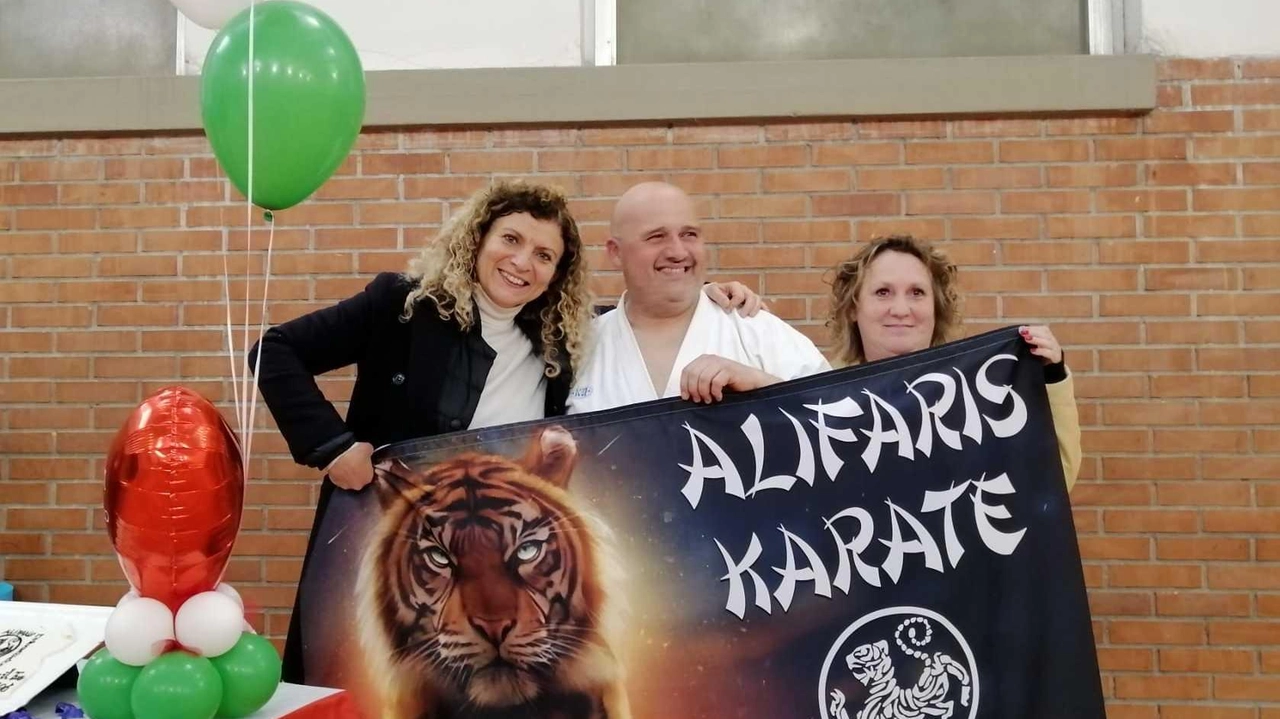 Enrico Esterasi con il sindaco Simona De Caro