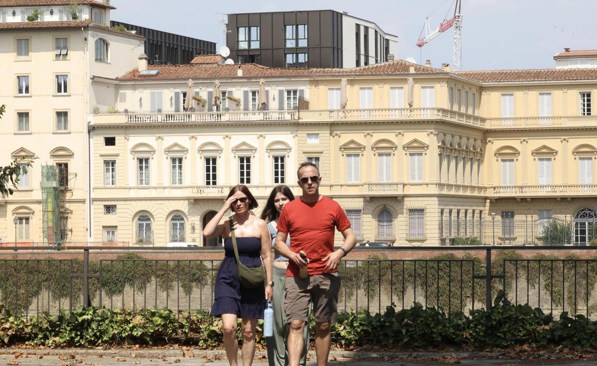Il fiume, due sponde e due pareri: "Riqualificherà il nostro rione". Ma l’Oltrarno frena: "Non ci piace"
