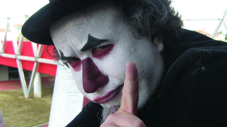 Lo spettacolo "Opzioni di un clown" Lo spettacolo "Opzioni di un clown"